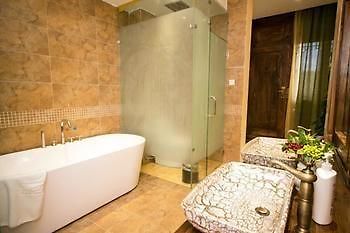 Lijiang Banshan Yunfu Boutique Hostel Exterior photo